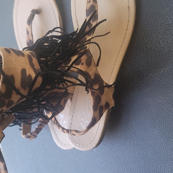 Sandals - Picture 2 of 8